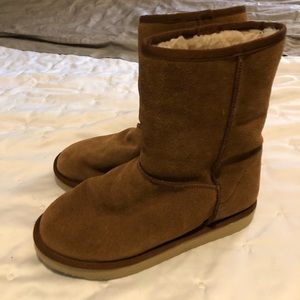 UGG style Boots